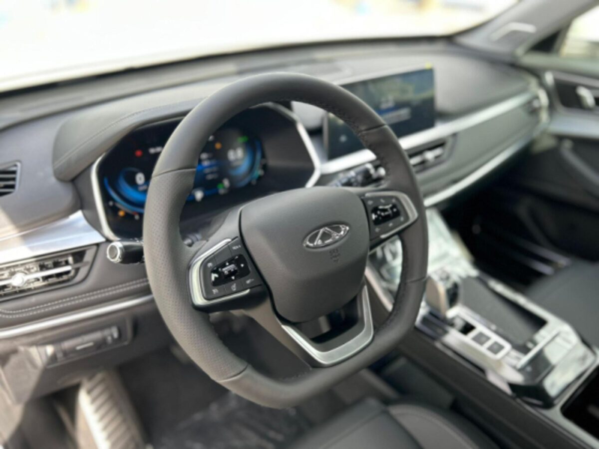 Peugeot 2008 ou Tiggo 7? Veja qual é a melhor escolha em 2026