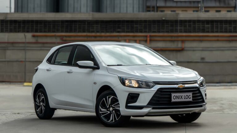 Chevrolet Onix Log: conheça a versão furgão derivada do hatch
