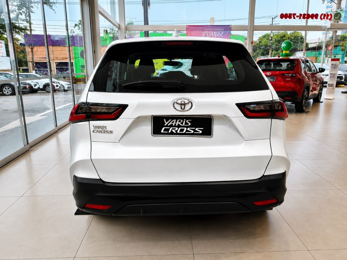 Toyota Yaris Cross XR recebe bônus de fábrica e desconto para PcD chega a R$ 23 mil