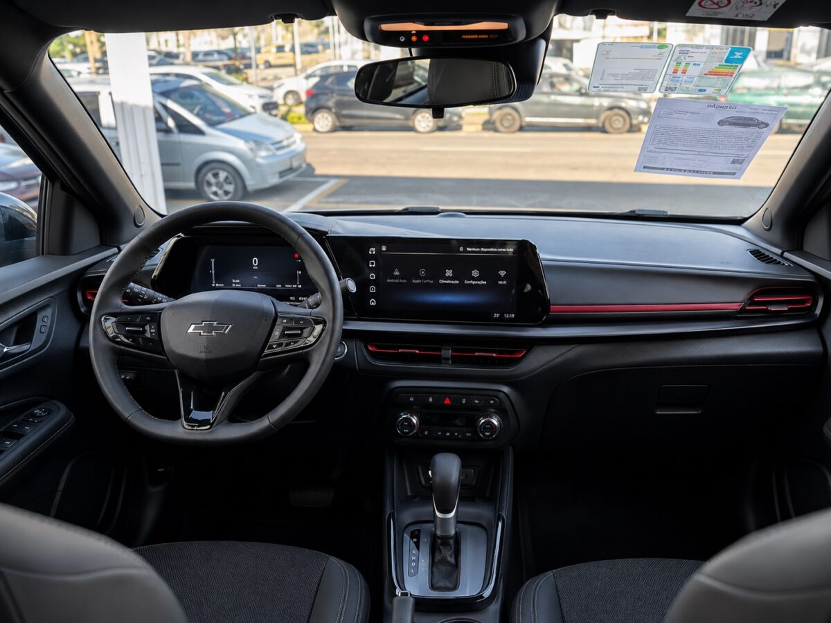 Chevrolet Sonic 2027 aposta no equilíbrio, mas há concessões importantes