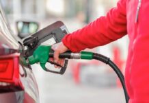 Antes de comprar um elétrico, veja por que a gasolina ainda faz sentido Antes de comprar um elétrico, veja por que a gasolina ainda faz sentido