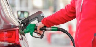 Antes de comprar um elétrico, veja por que a gasolina ainda faz sentido