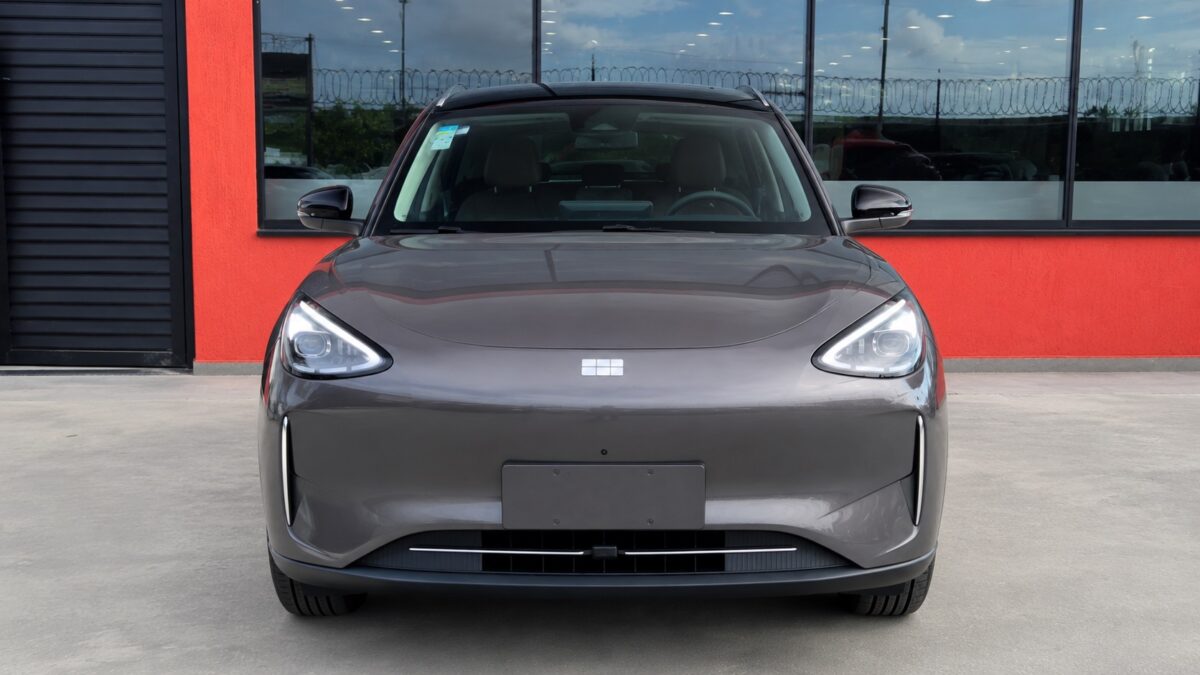 5 razões que podem fazer você desistir do Geely EX2