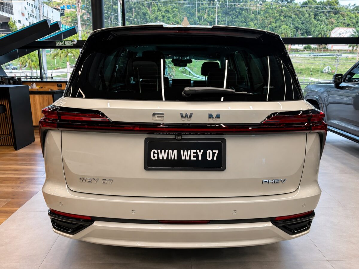 GWM Wey 07 2026 aposta em seis lugares e 517 cv para disputar o mercado de SUVs de luxo
