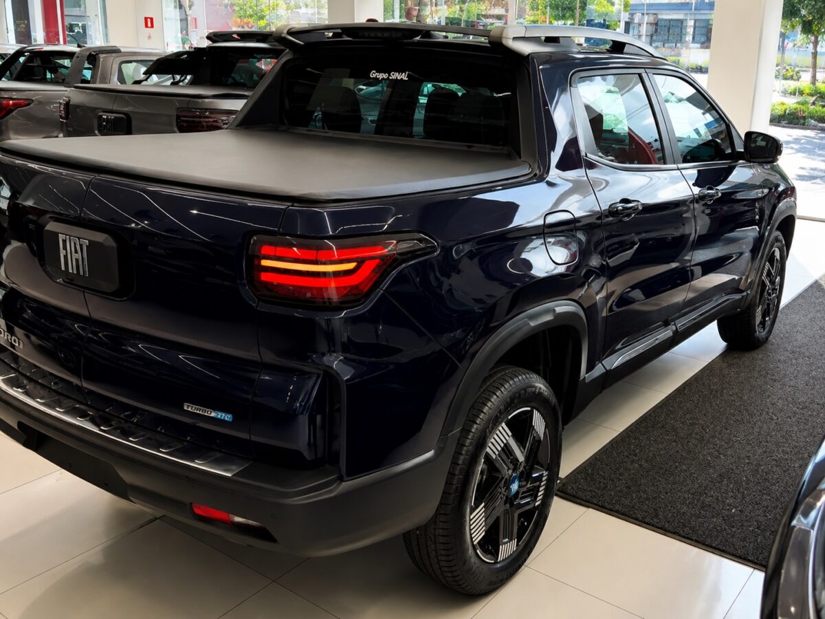 Fiat Toro Volcano Hybrid 2027: preço, equipamentos e o que muda