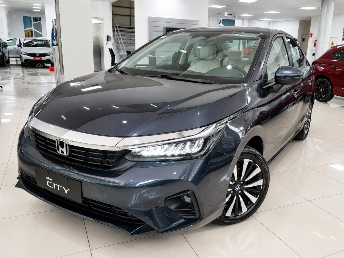 Honda City Touring mostra por que os sedãs ainda têm espaço entre tantos SUVs