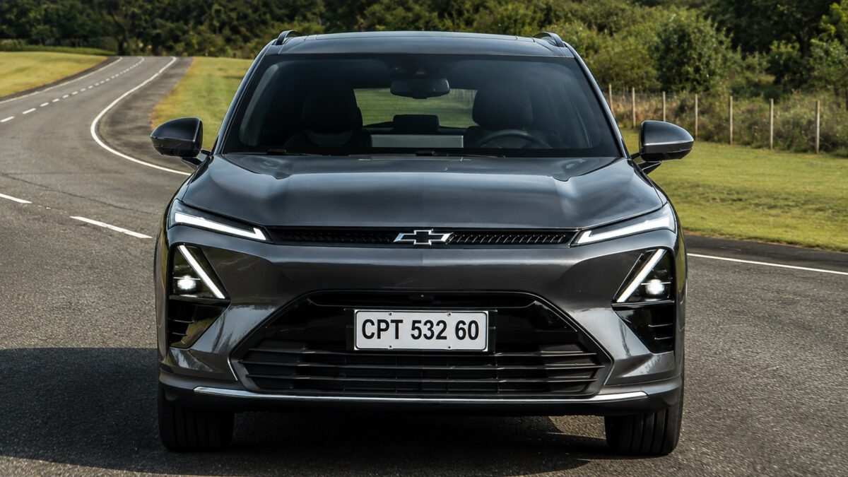 Chevrolet inicia fabricação do Captiva EV no Brasil; híbrido plug-in está nos planos