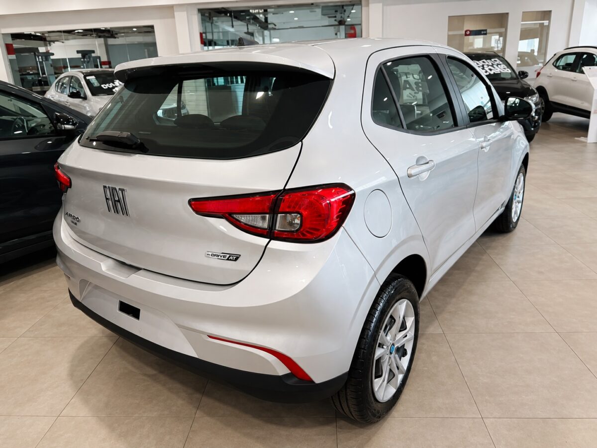 Fiat Argo Drive 1.3 CVT 2026 ainda faz sentido? O que pesa na compra do hatch