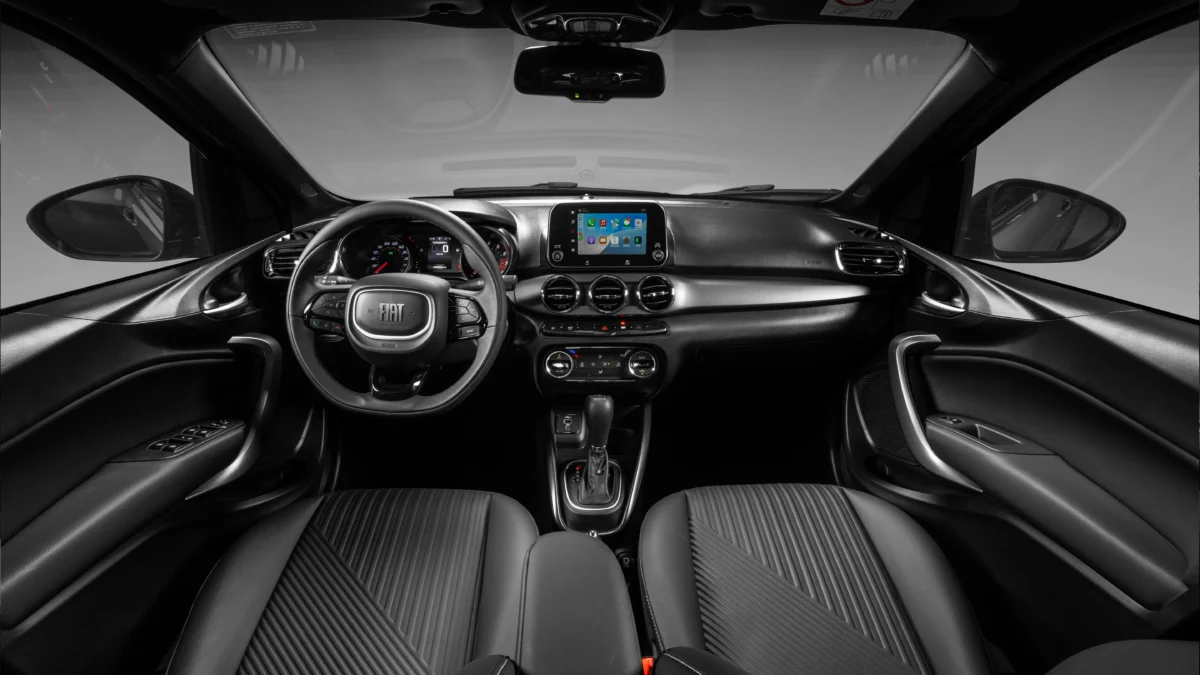 Fiat Cronos para PcD tem descontos de até R$ 24 mil em junho
