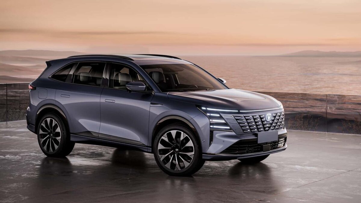 CAOA Changan lança o novo CS75; confira preço, interior e principais destaques