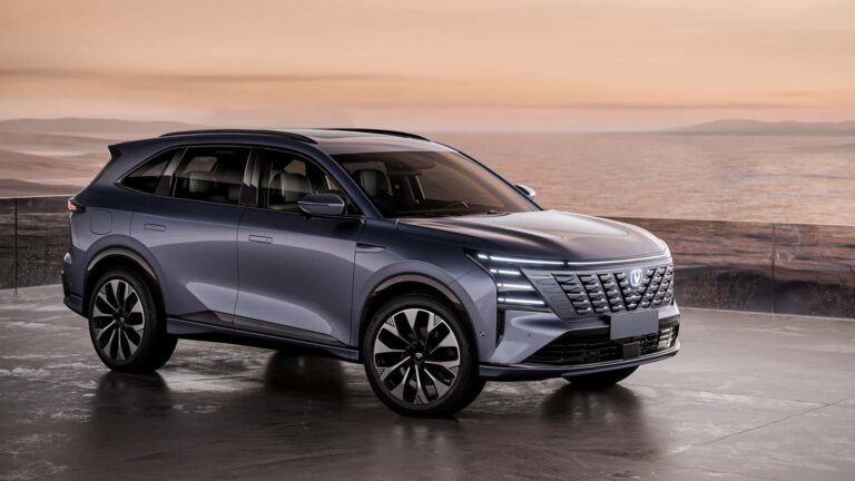 CAOA Changan lança o novo CS75; confira preço, interior e principais destaques