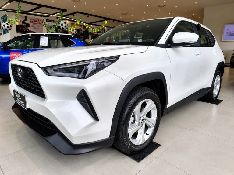 Yaris Cross XR 2026 mostra que o Toyota mais acessível da linha não é tão básico