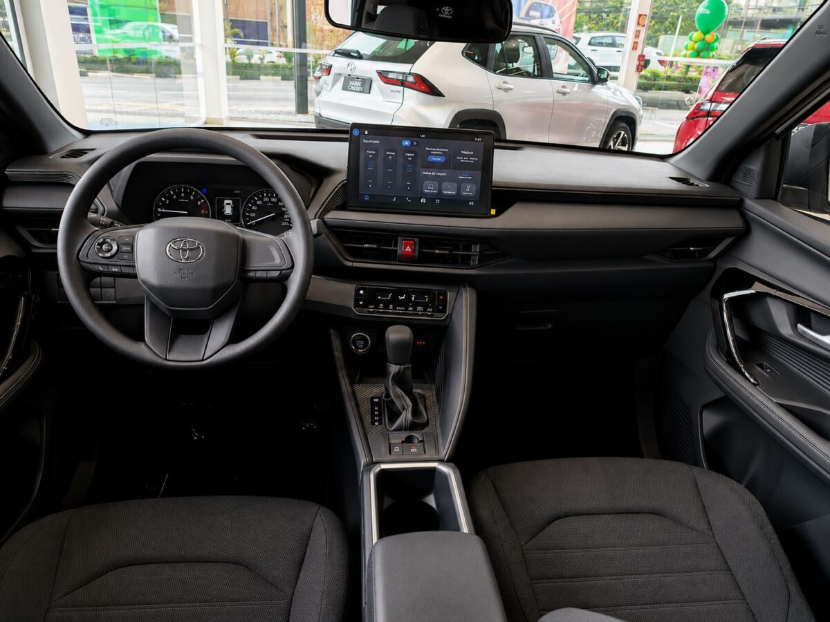 Yaris Cross XR 2026 mostra que o Toyota mais acessível da linha não é tão básico