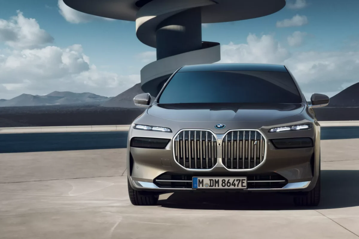 Os 5 carros elétricos com maior autonomia do mercado brasileiro em 2026
