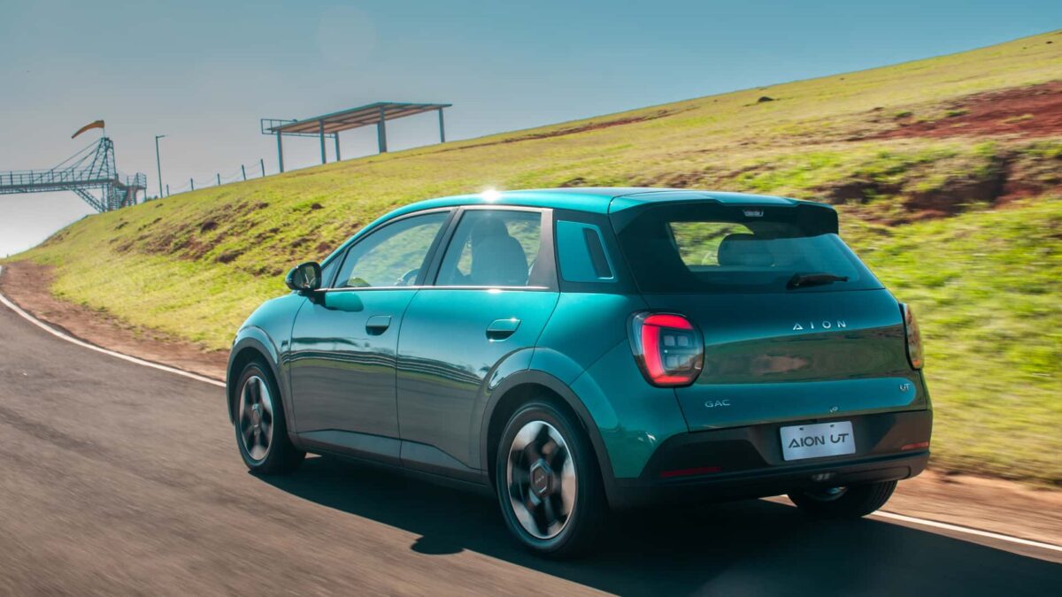 GAC Aion UT chega com trunfos importantes para disputar espaço entre os elétricos