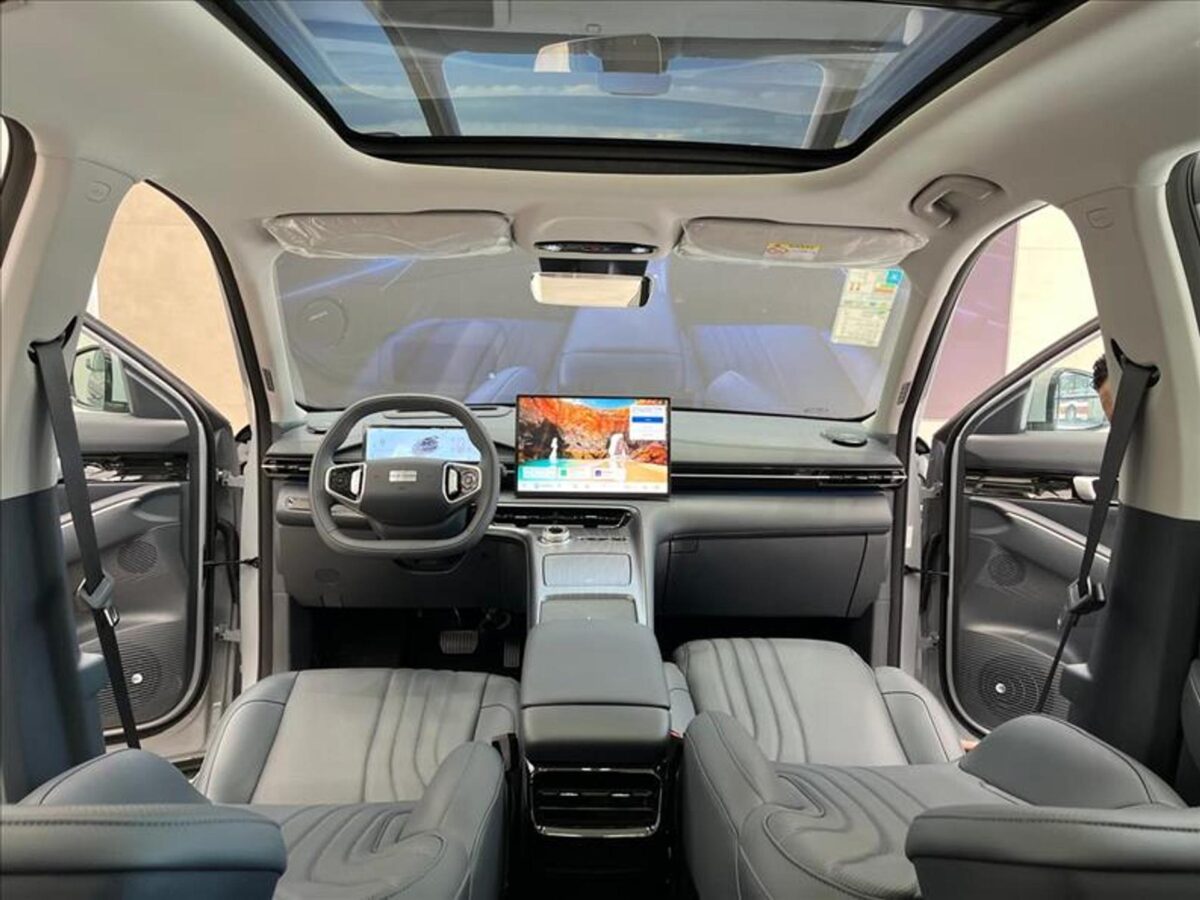 Geely EX5 EM-i surpreende com central multimídia; veja tudo o que ela oferece