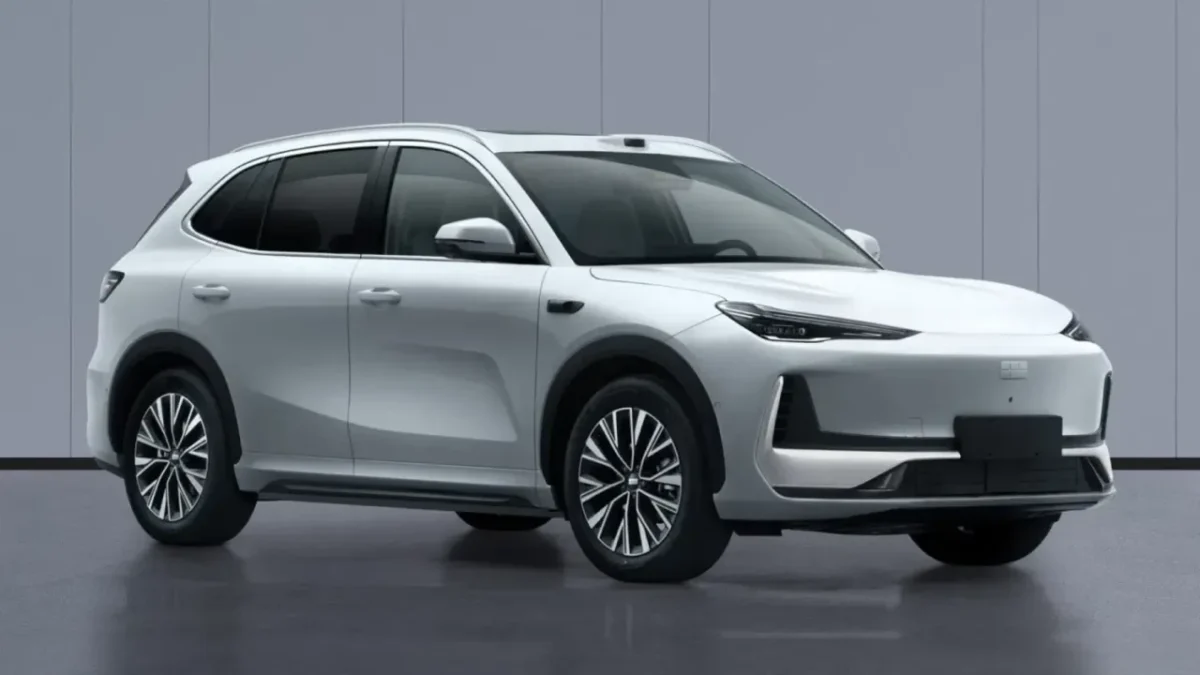 Geely EX5 recebe motor de 333 cv e mudanças no design na China
