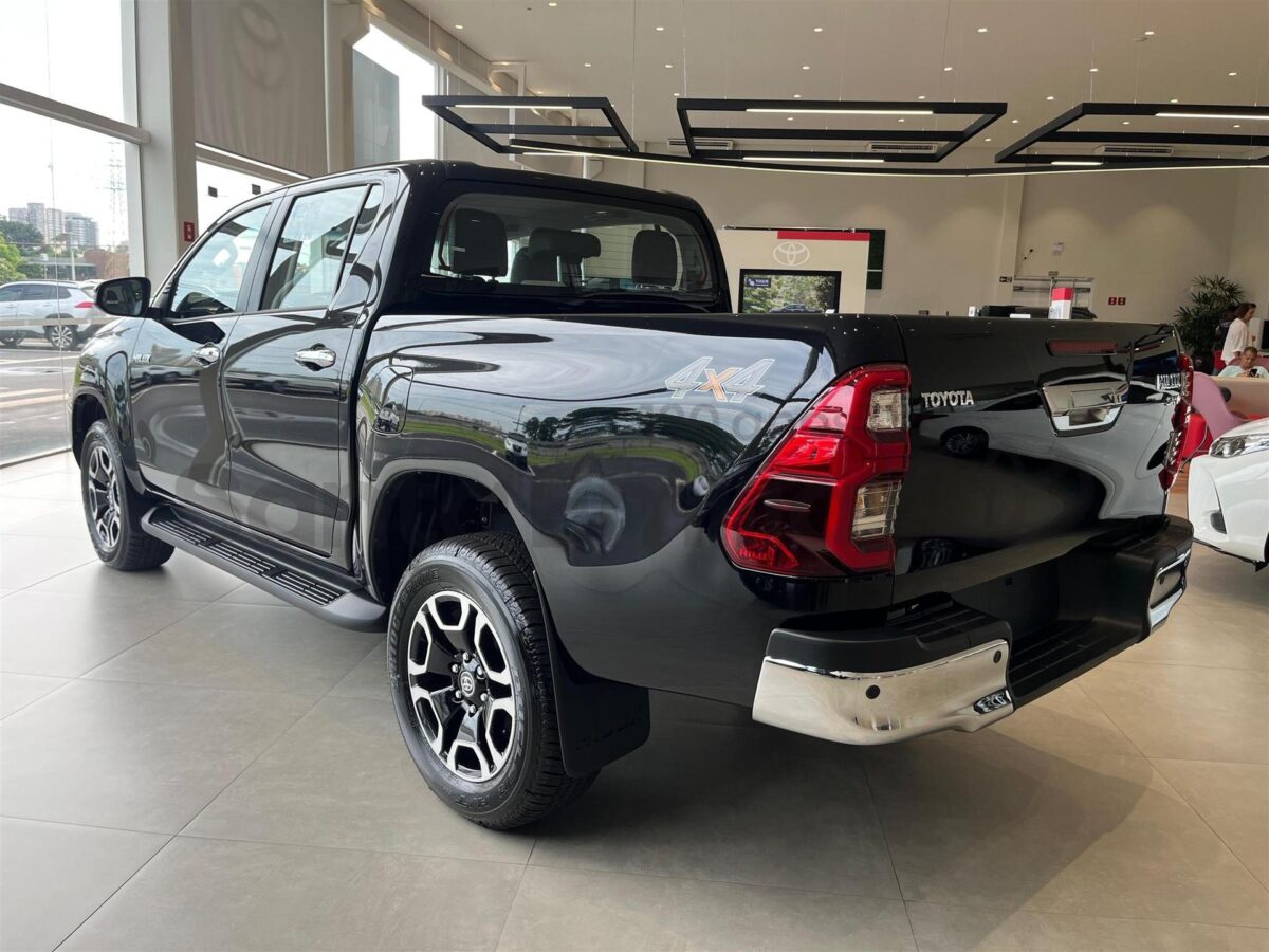 Toyota Hilux para CNPJ registra descontos de até R$ 55,8 mil em junho