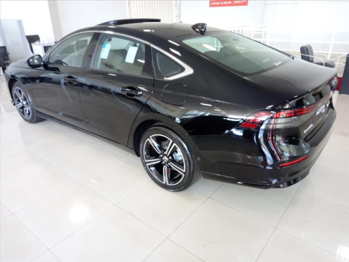 Honda Accord Advanced Hybrid 2026: ainda vale a pena? Análise completa