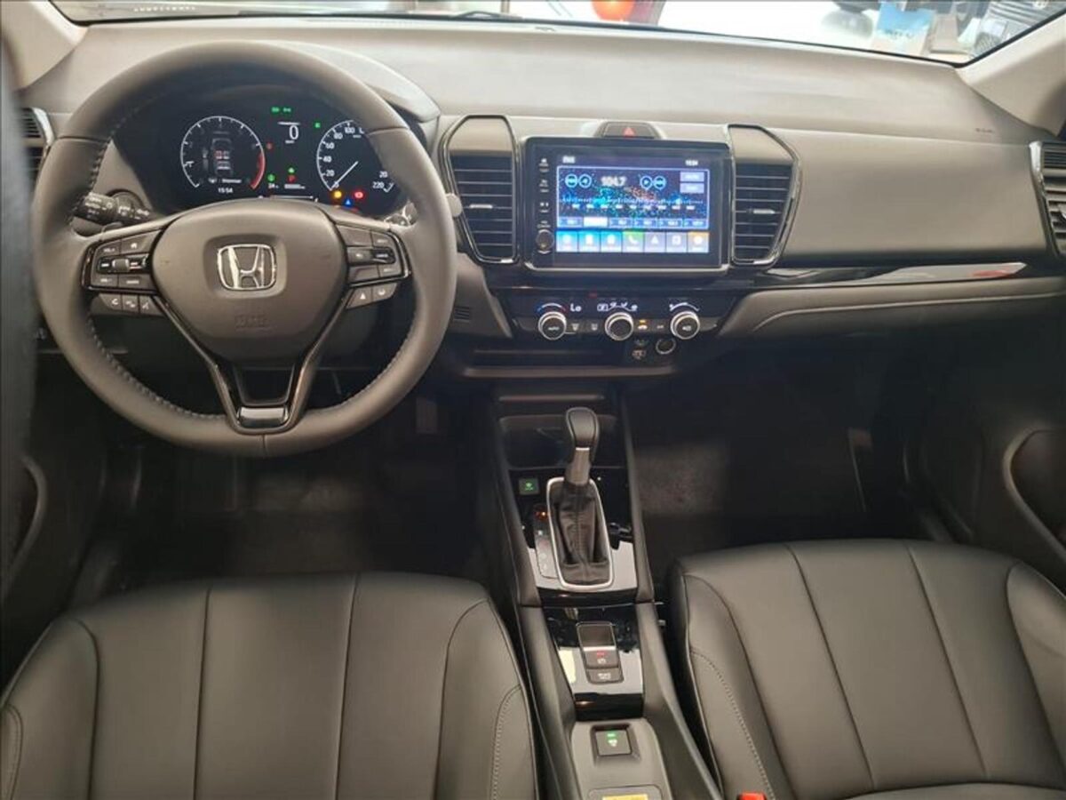 Honda City EXL 2026: o sedã japonês justifica o preço de R$ 150 mil?
