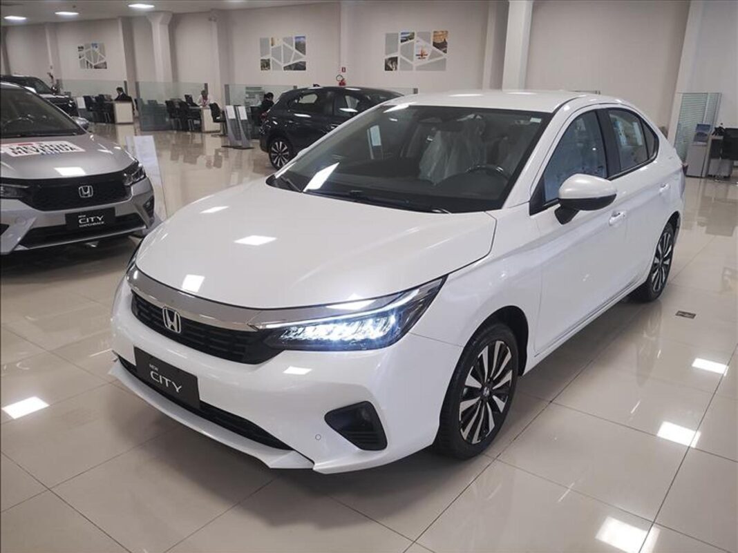 Honda City Touring 2026: vale a pena? Veja nossa avaliação