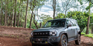 Jetour celebra 500 mil T2 vendidos e confirma lançamento da versão 4x4 no Brasil