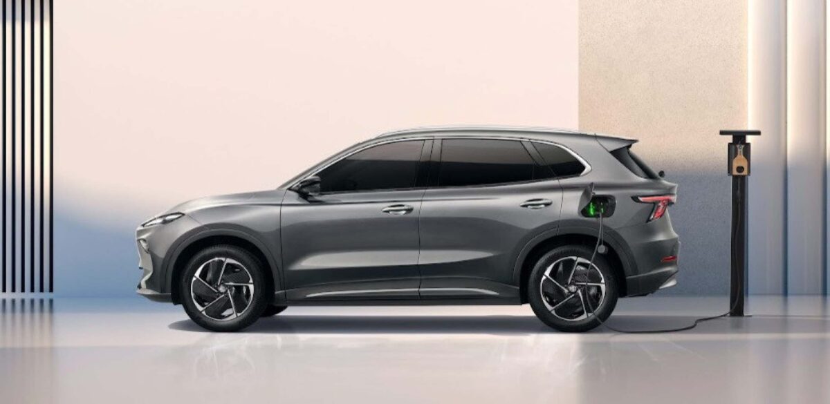 MG4 Urban e MG S5 ganham produção nacional em fábrica da GM no Ceará