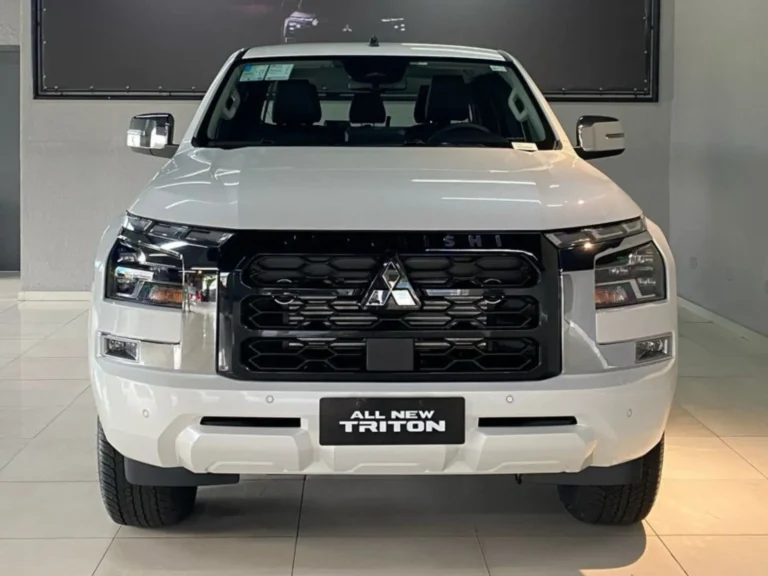 Avaliação: Mitsubishi Triton HPE-S 2026 justifica os quase R$ 330 mil?