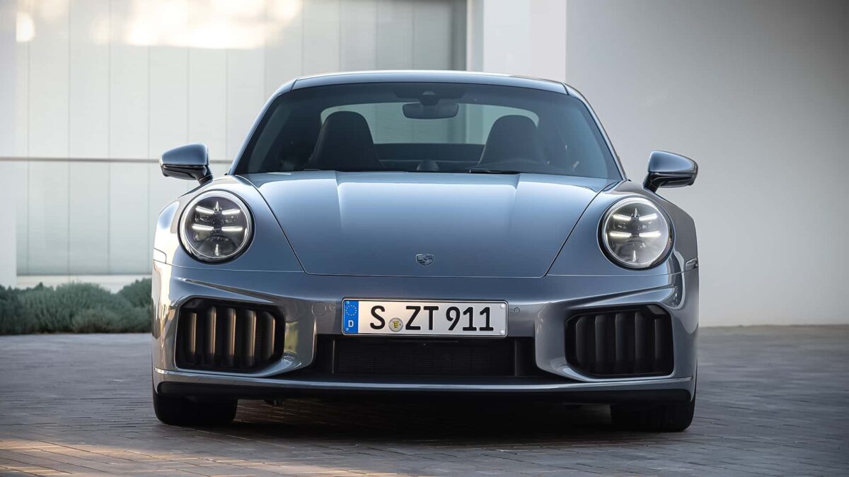 Porsche 911 Turbo S: o superesportivo faz jus à fama? Confira a avaliação