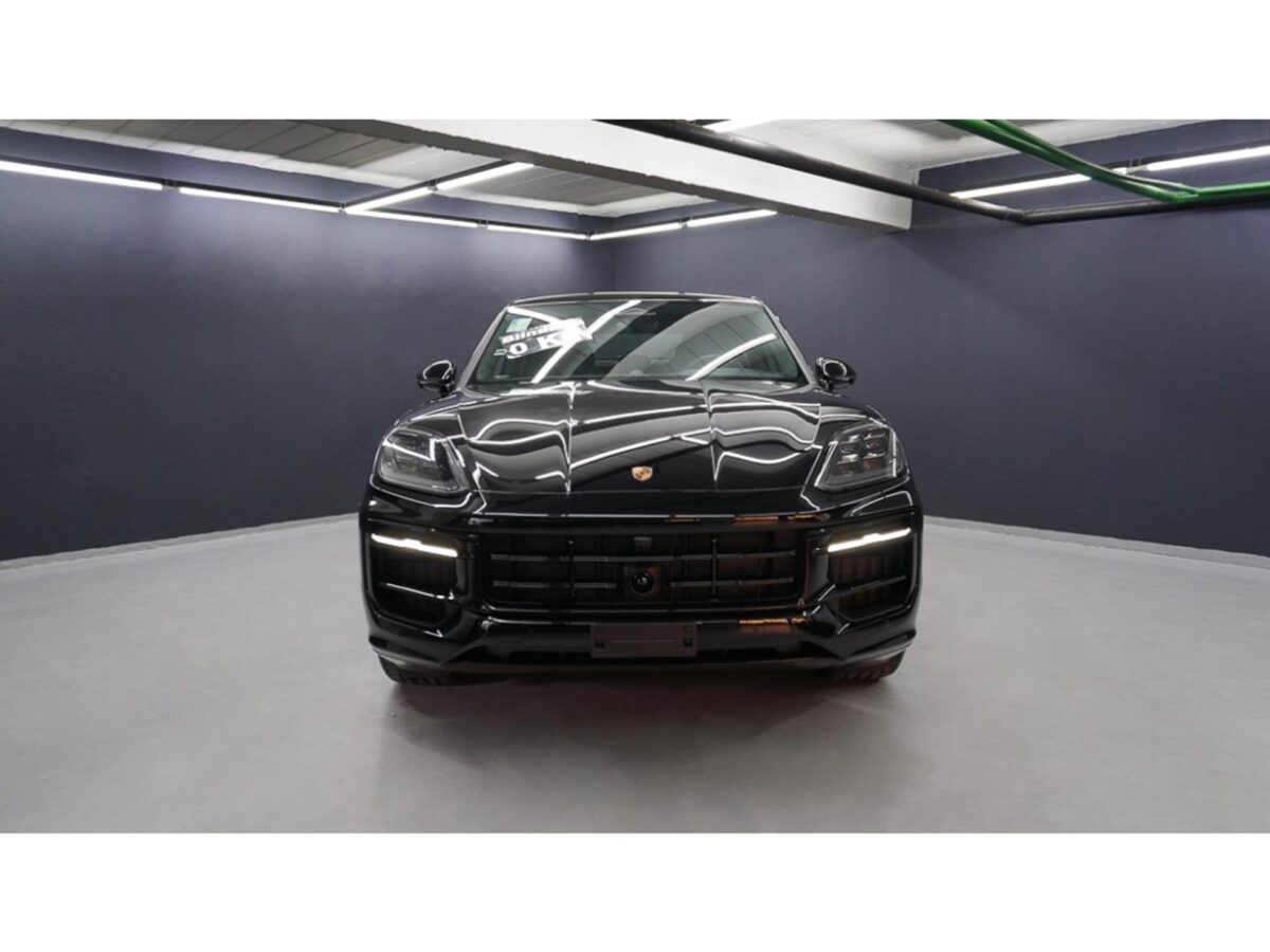 Porsche Cayenne GTS tem motor V8 biturbo e preço acima de R$ 1 milhão