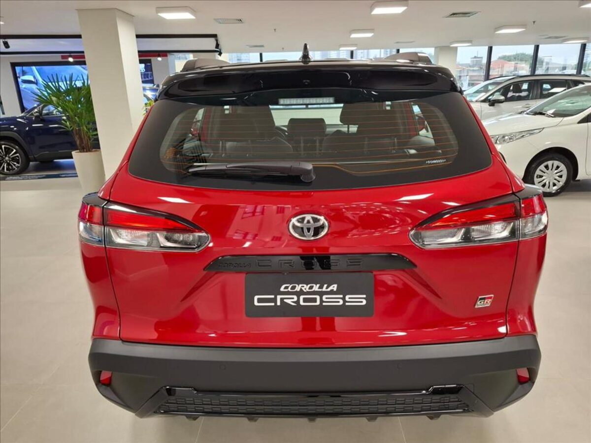 Conheça o novo Toyota Corolla Cross GR-Sport 2026 em detalhes