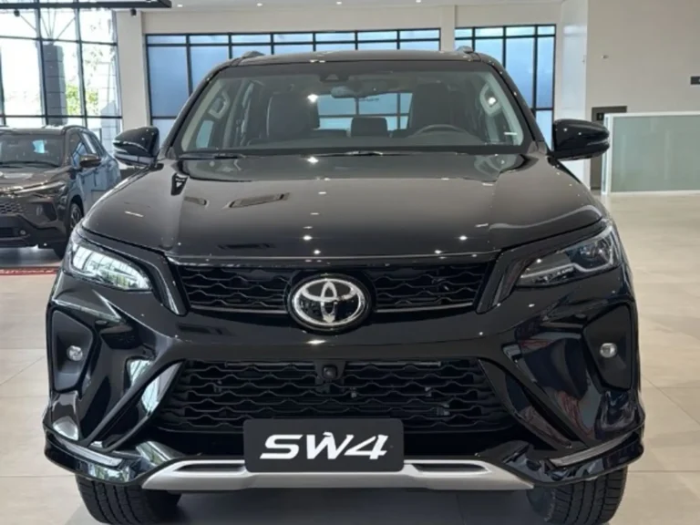 Toyota SW4 SRX Platinum 2026 ainda vale a pena diante da chegada do Haval H9?