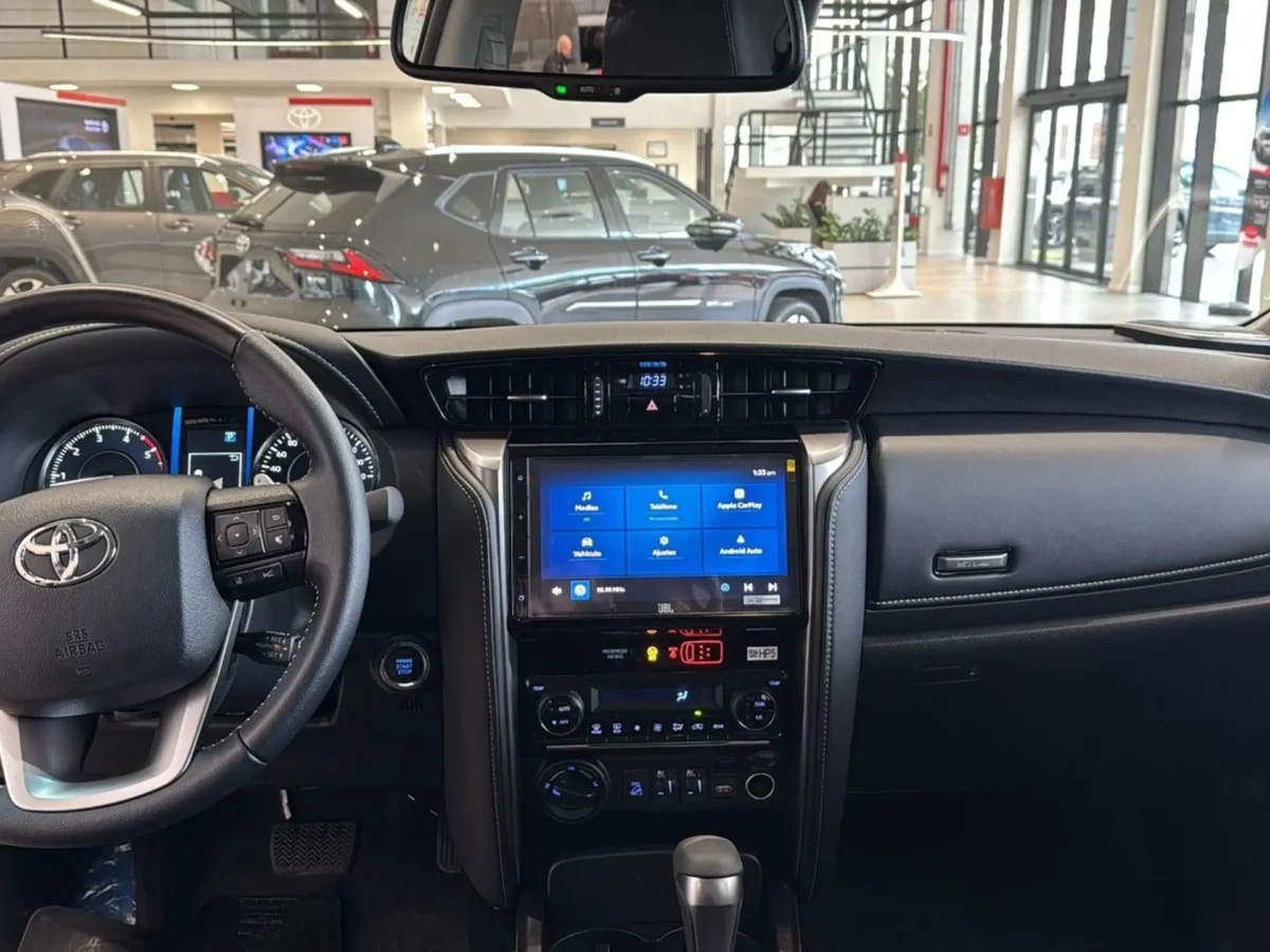 Toyota SW4 SRX Platinum 2026 ainda vale a pena diante da chegada do Haval H9?