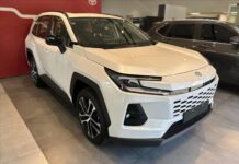 Toyota RAV4 2026 aposta em tecnologia híbrida e durabilidade Toyota RAV4 2026 aposta em tecnologia híbrida e durabilidade