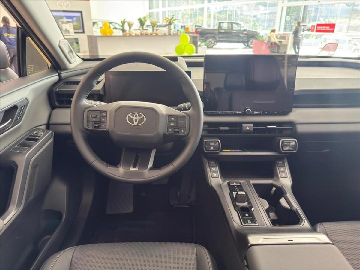 Novo Toyota RAV4: o que mudou e o que ninguém está falando