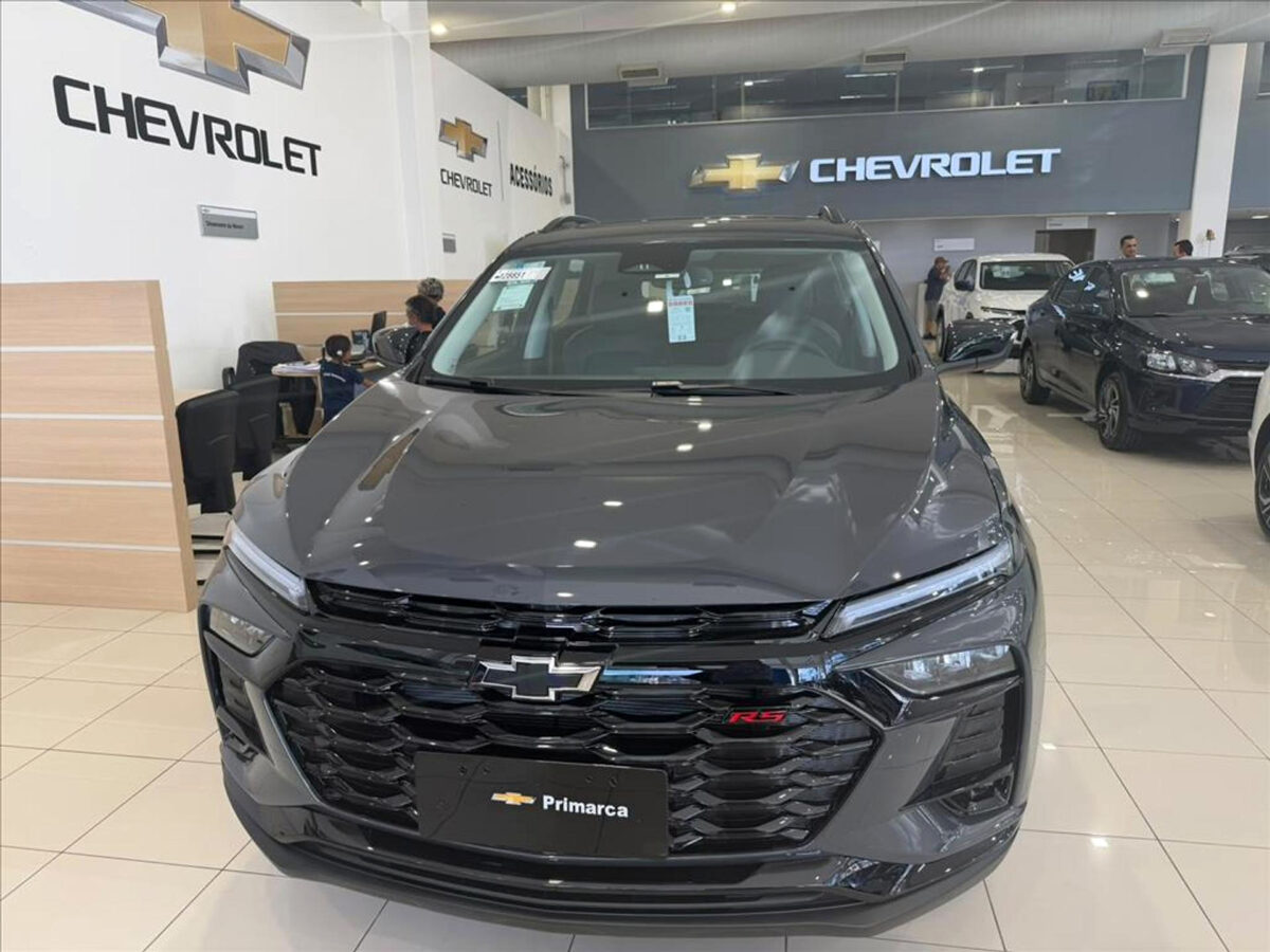 Tracker RS 2027 ficou mais interessante? O que mudou no SUV esportivado da Chevrolet