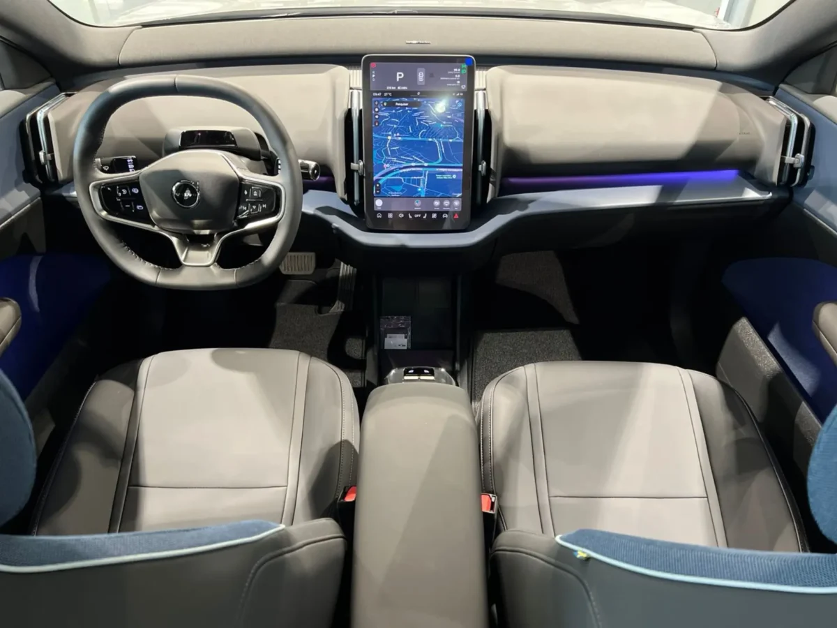 Volvo EX30 Cross Country 2026: o que muda na versão com tração integral?