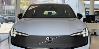 Avaliamos o Volvo EX30: luxo, tecnologia e desempenho em destaque