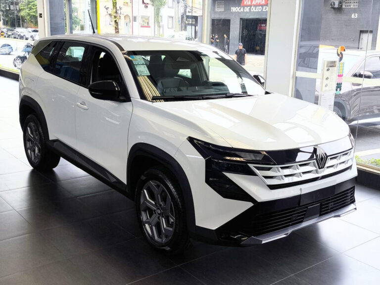 Renault Boreal para PcD fica até R$ 40,7 mil mais barato em julho