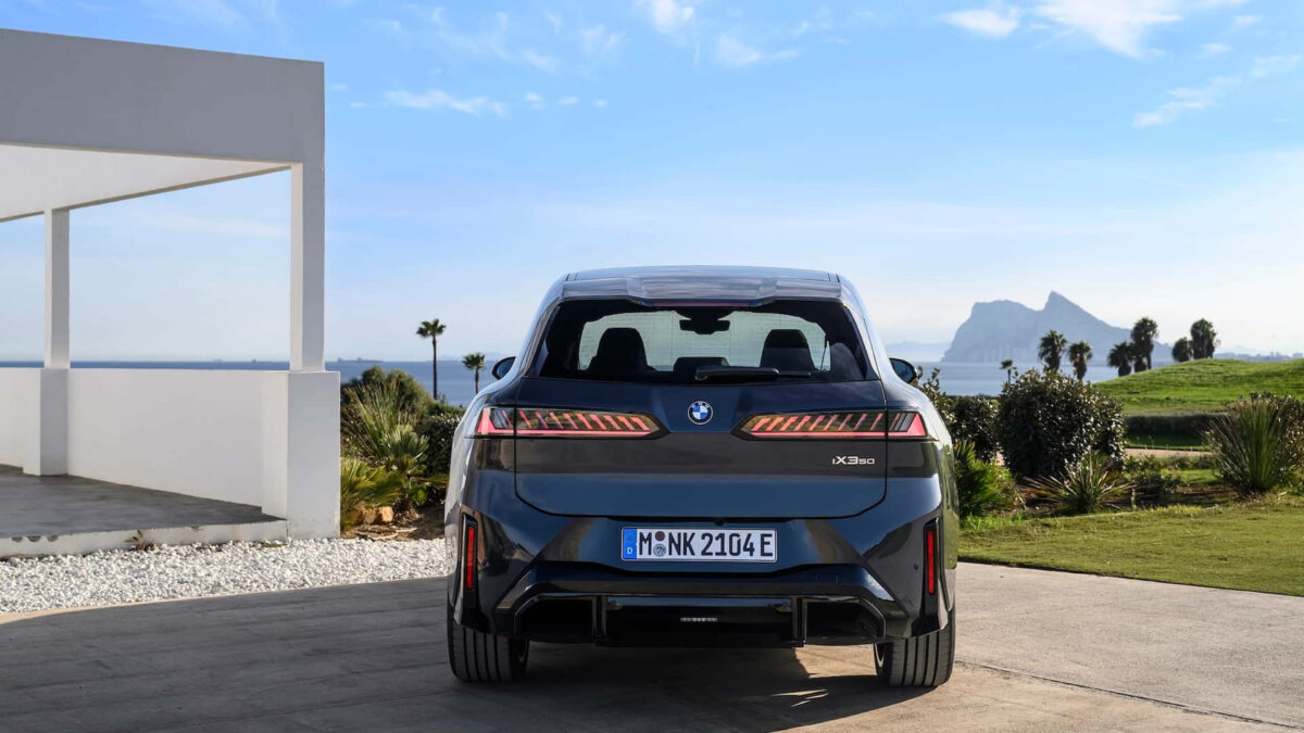 BMW iX3 será o carro elétrico com maior autonomia do Brasil: 570 km