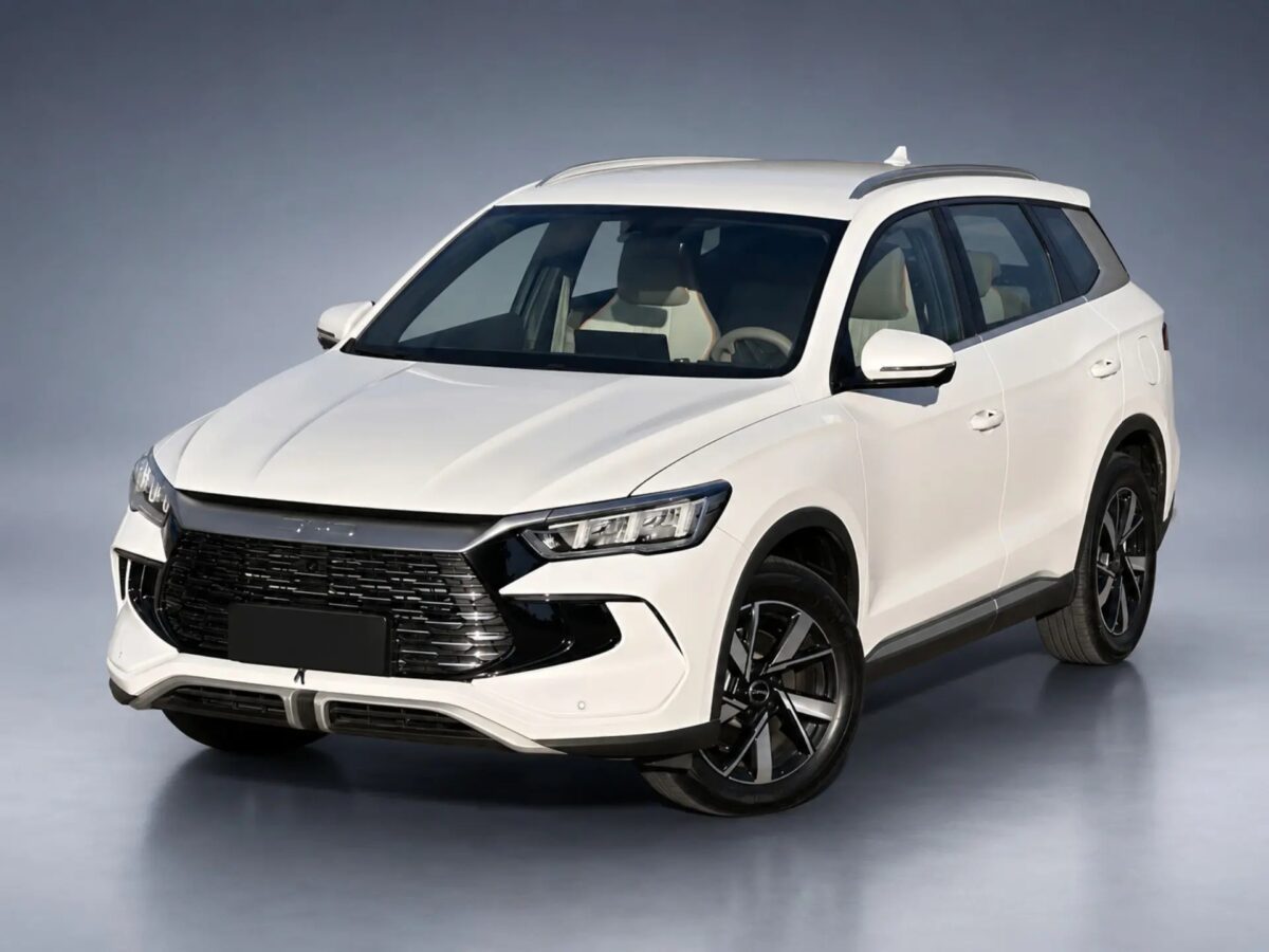 BYD Song 2027 tem três versões; veja preços, revisões e seguro