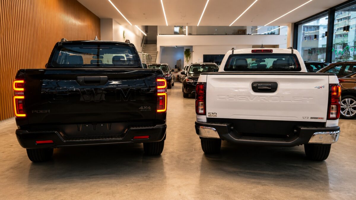 Chevrolet S10 LTZ vs GWM Poer P30 Exclusive: a S10 vale quase R$ 100 mil a mais?