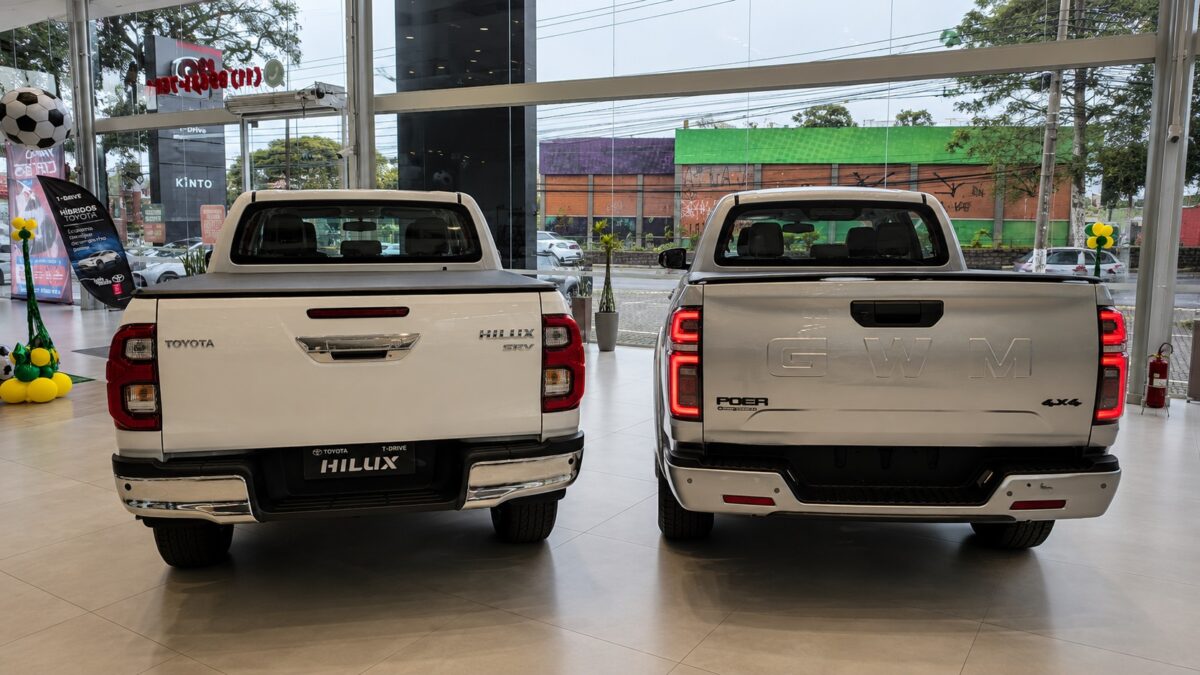 Toyota Hilux SRV vs GWM Poer P30 Exclusive: diferença de R$ 74.690 vale a pena?