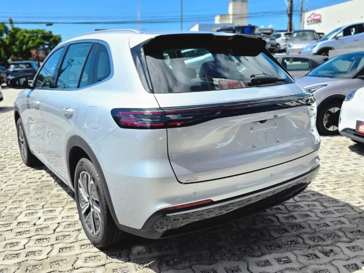 Geely EX5 dispara 70,2% nas vendas de junho e bate novo recorde no Brasil