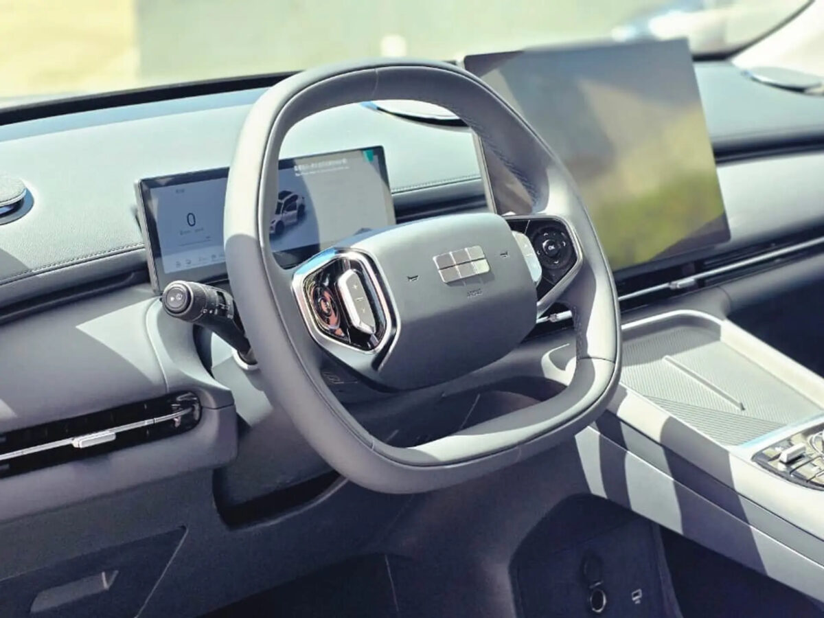 Geely EX5 dispara 70,2% nas vendas de junho e bate novo recorde no Brasil
