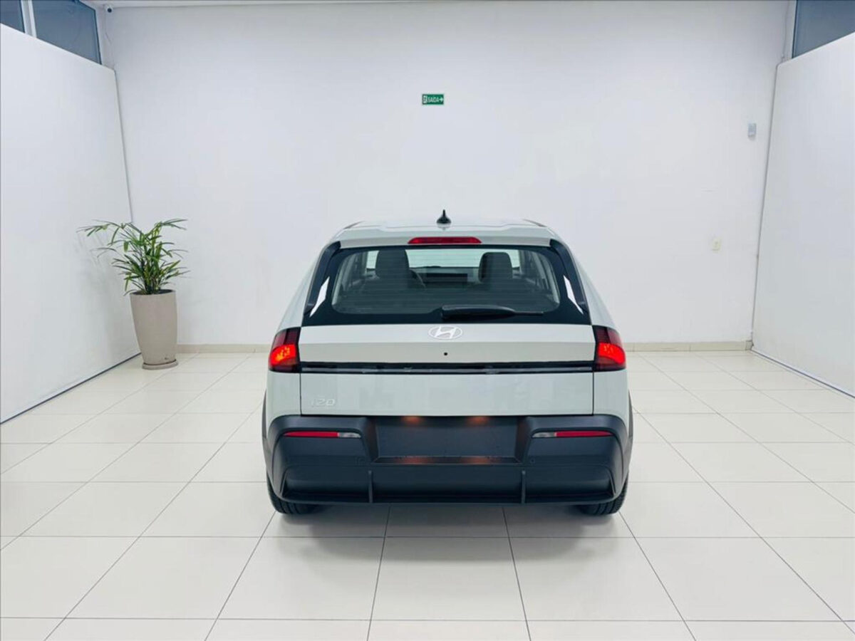 Hyundai i20 2027 começa a ser vendido no Brasil por R$ 99.990; veja versões