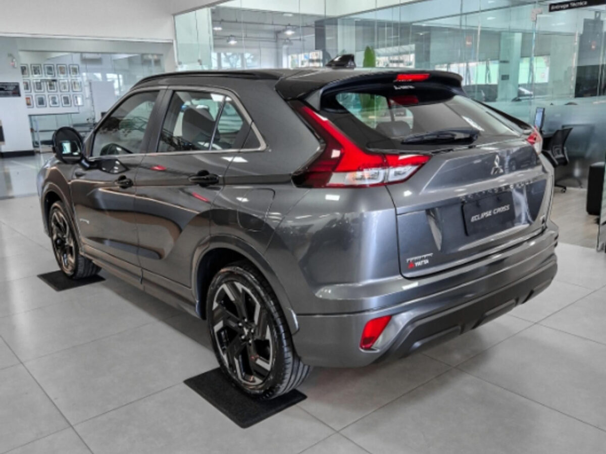 Mitsubishi Eclipse Cross dispara 42,2% em junho e alcança recorde de vendas em 2026