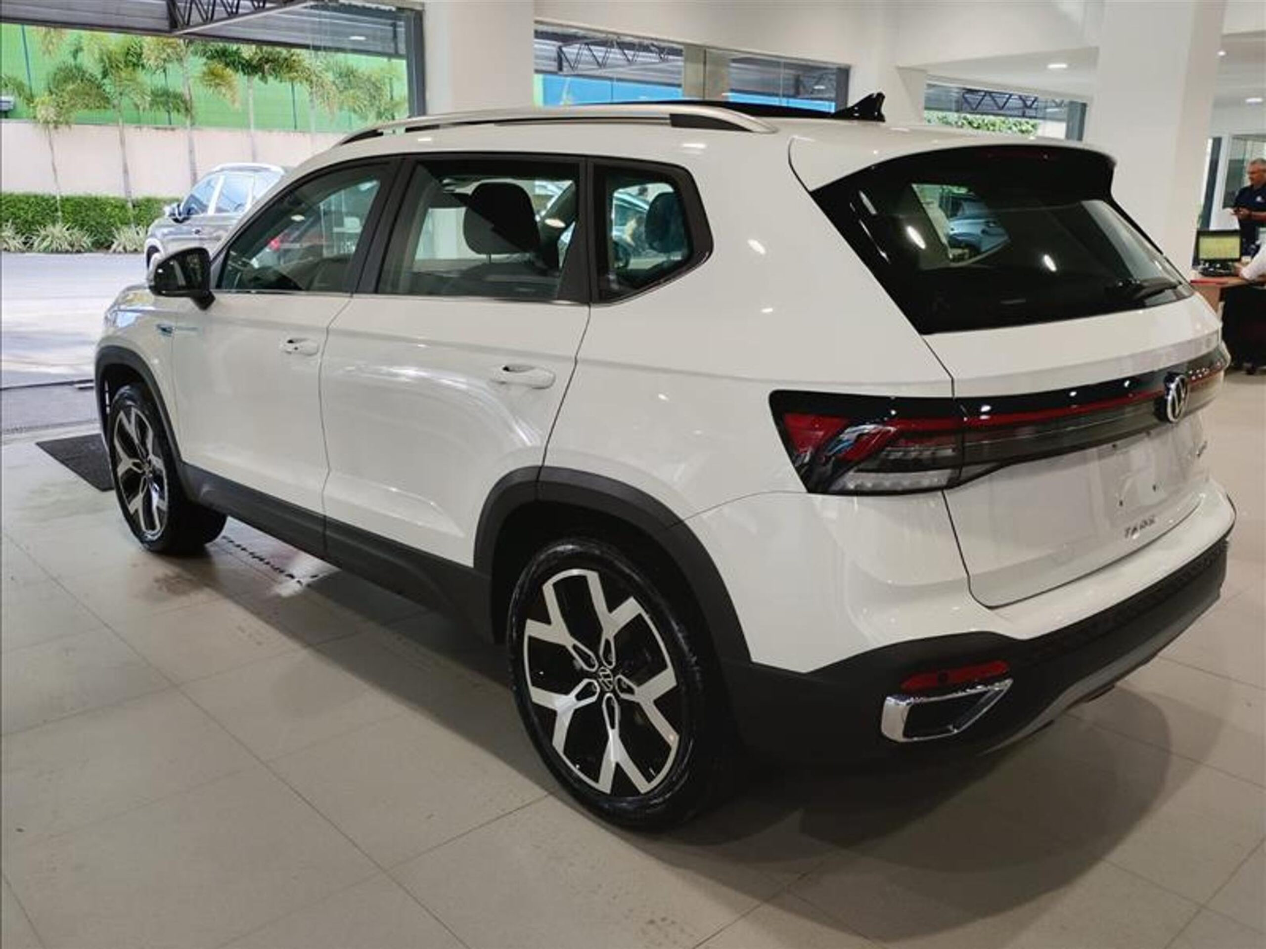 Volkswagen Taos 2026: custos de revisão, seguro, versões, preços e ficha técnica