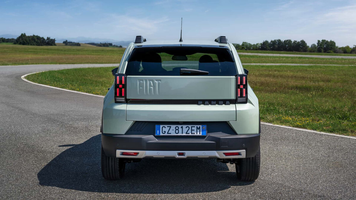 Fiat Argo X 2027 terá seis versões e opção híbrida leve; estreia está próxima