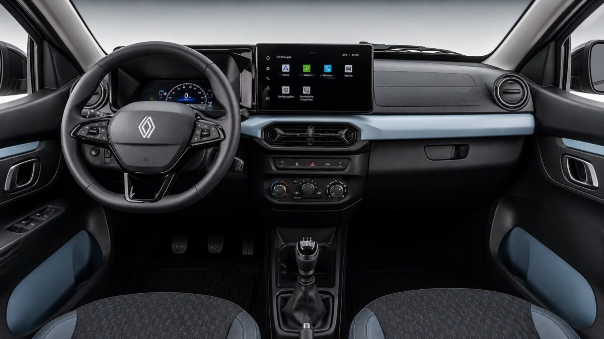 Interior do Renault Kwid 2027 com nova central multimídia